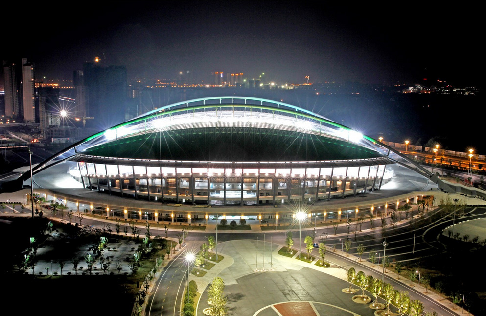 1492565616107798.jpg 淮安鋼結(jié)構(gòu)體育場01.jpg